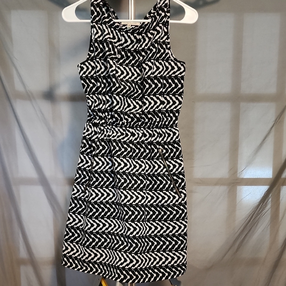 Speed Control Black and White Sheath Dress Halter Neckline